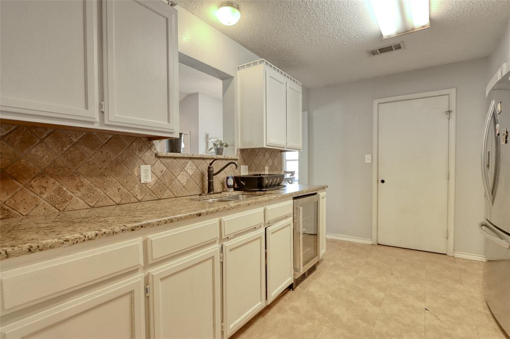 108 Wolf Lane Property Photo 15