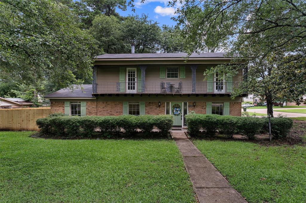 9520 Baird Road Property Photo 1