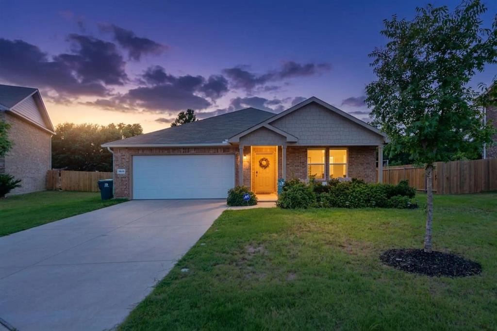 3635 Chestnut Oak Drive Property Photo 1