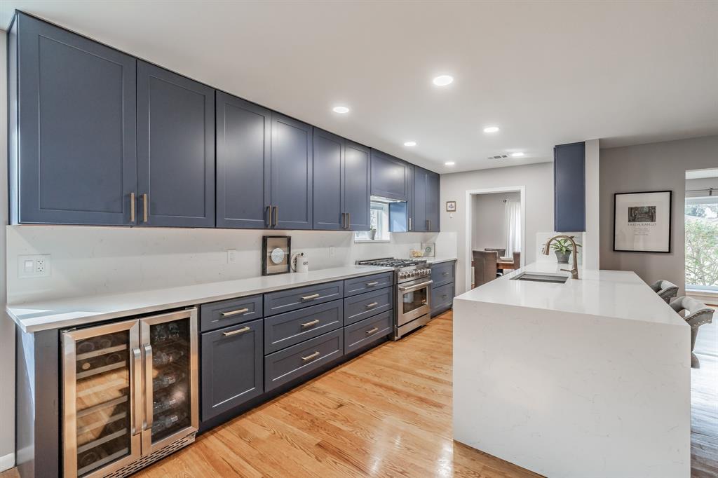 8426 Van Pelt Drive