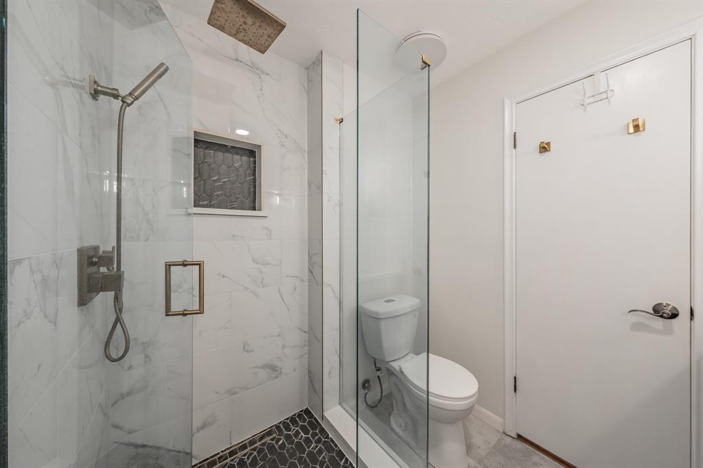 8426 Van Pelt Drive Property Photo 24
