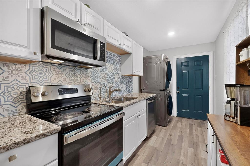 1300 E Mulkey Street Property Photo 8