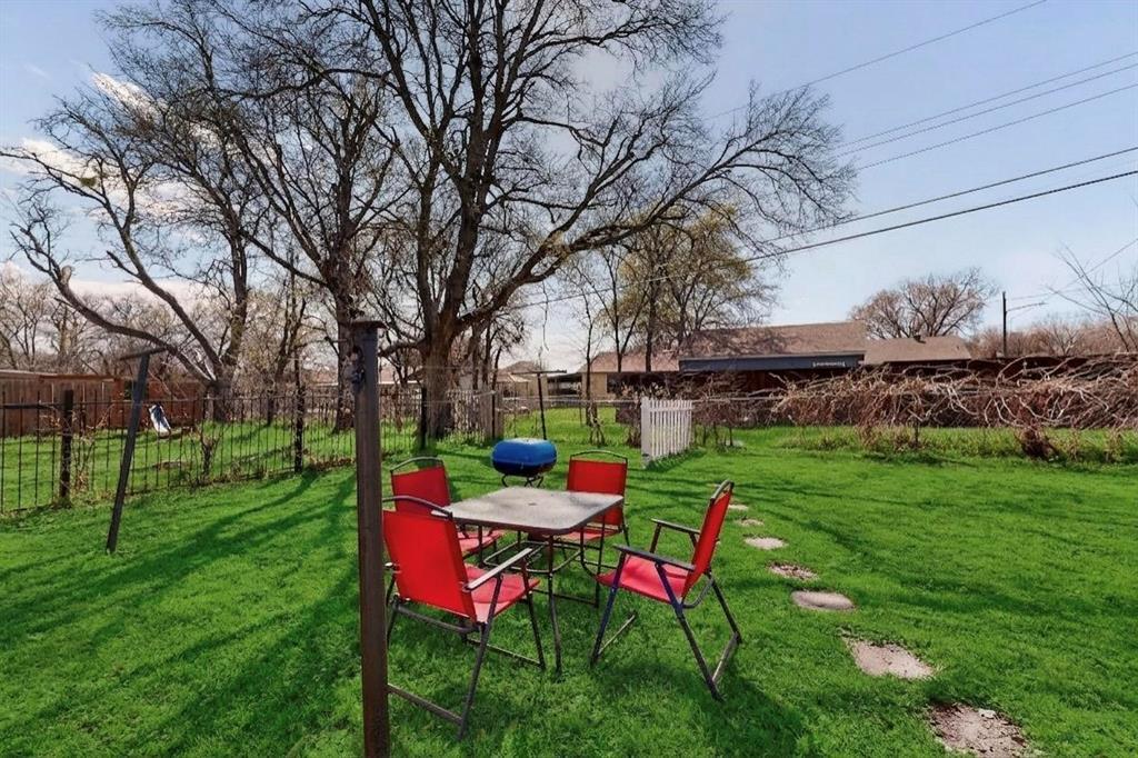 1300 E Mulkey Street Property Photo 27