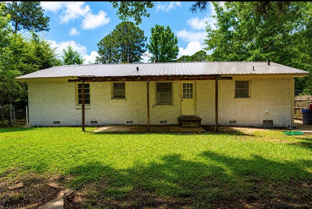 116 Bolling Drive Property Photo 3
