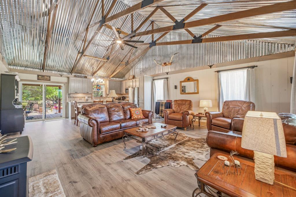 1271 Private 2120 Road Property Photo 5