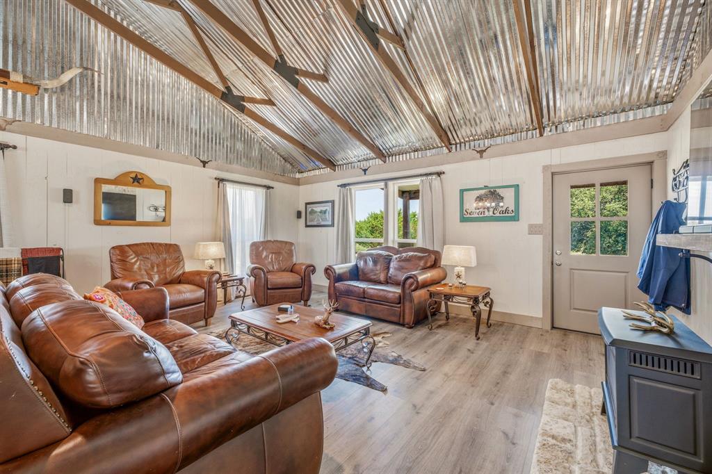 1271 Private 2120 Road Property Photo 6