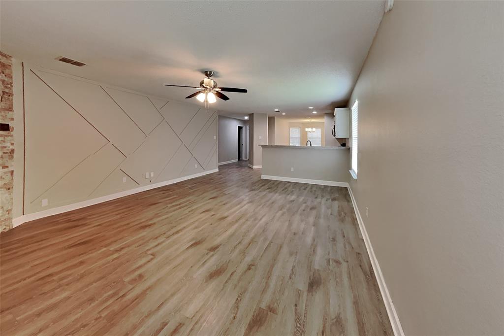 1022 Halifax Lane Property Photo 2
