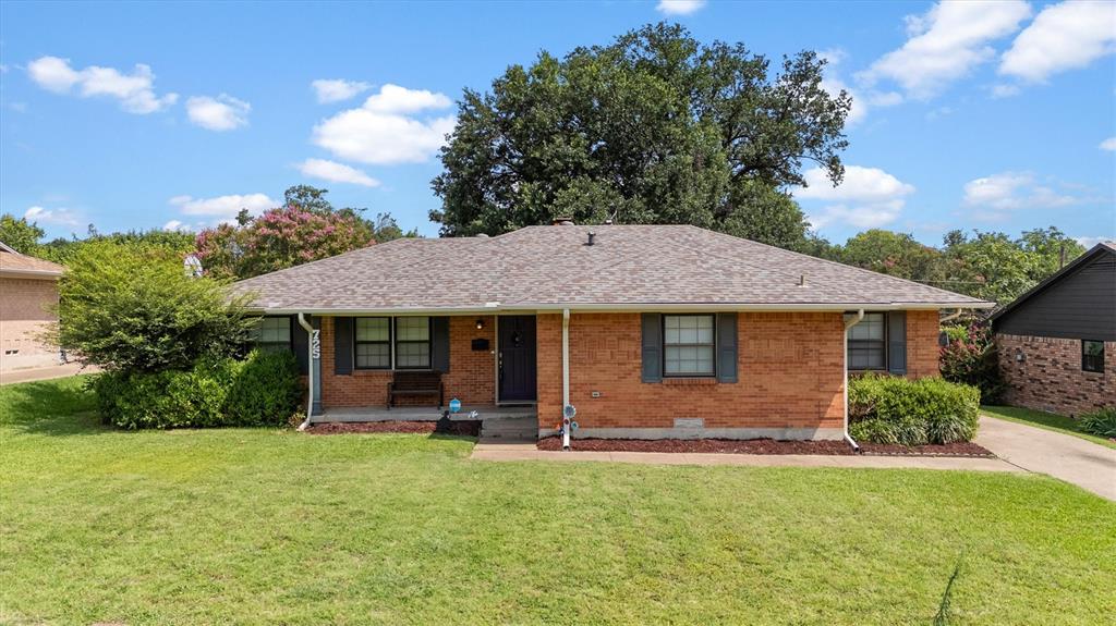 725 Branch Drive Property Photo 17