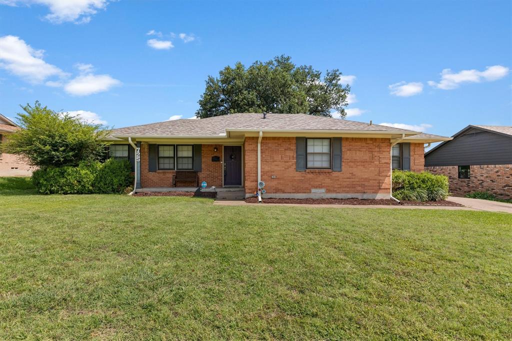 725 Branch Drive Property Photo 21