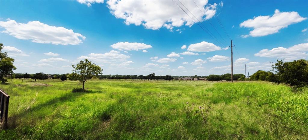 711 Robnett Road Property Photo 4