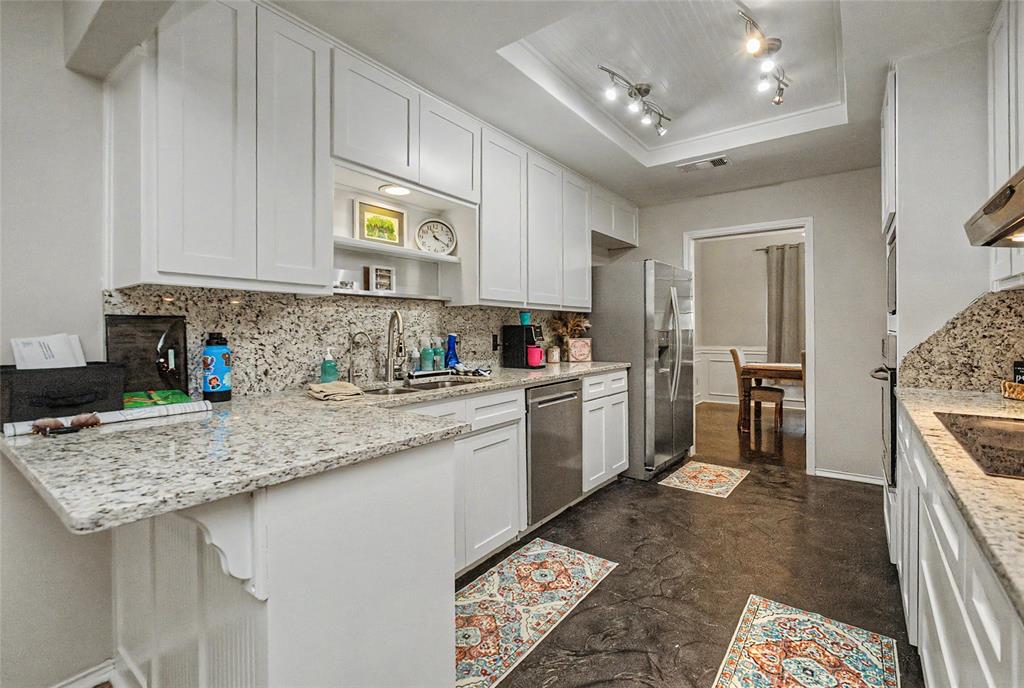 3658 Snow Creek Drive Property Photo 6