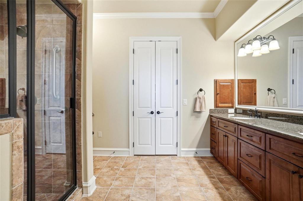 301 Watermere Drive 414 Property Photo 10