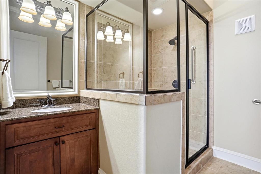 301 Watermere Drive 414 Property Photo 12