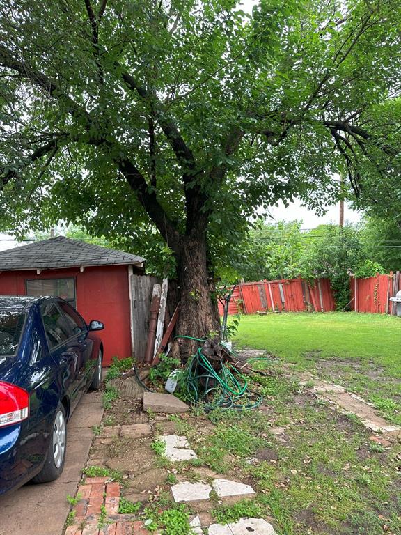 803 S Oak Cliff Boulevard Property Photo 1