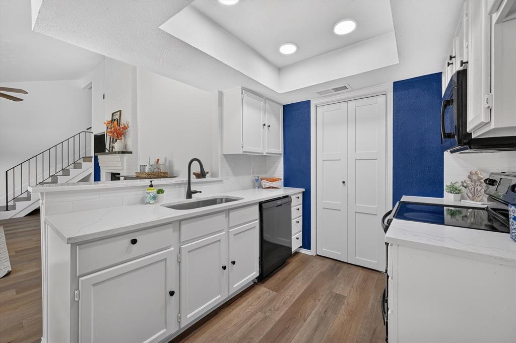 1802 Rainbow Drive Property Photo 11