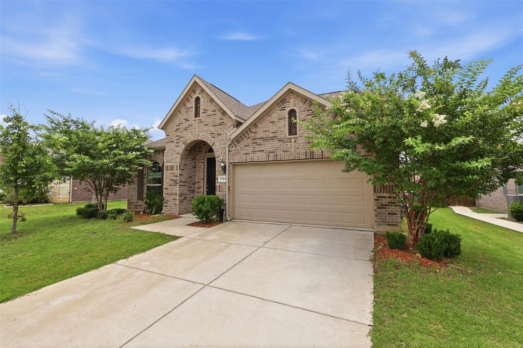 2704 Dancing Flame Drive Property Photo 3