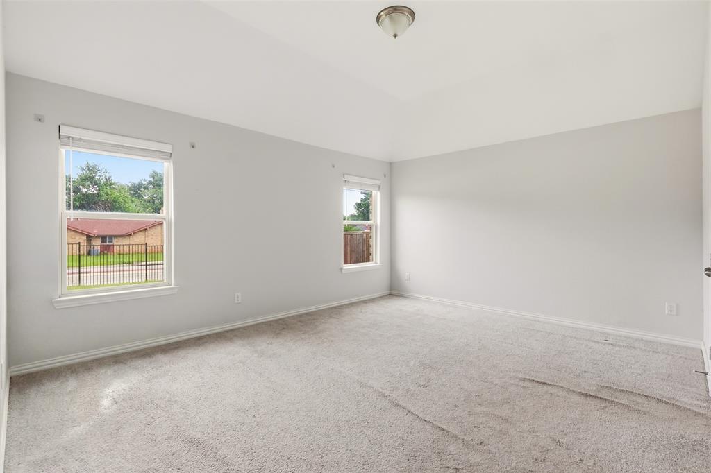 2704 Dancing Flame Drive Property Photo 16