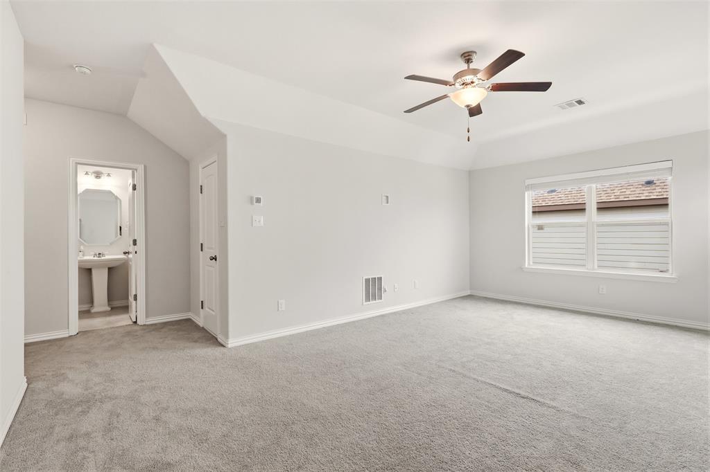 2704 Dancing Flame Drive Property Photo 25