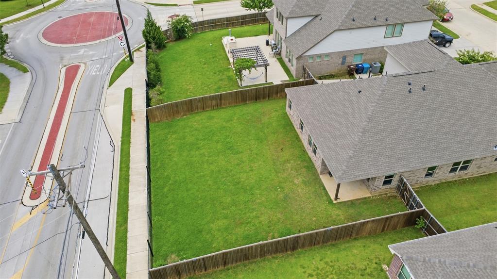 2704 Dancing Flame Drive Property Photo 31