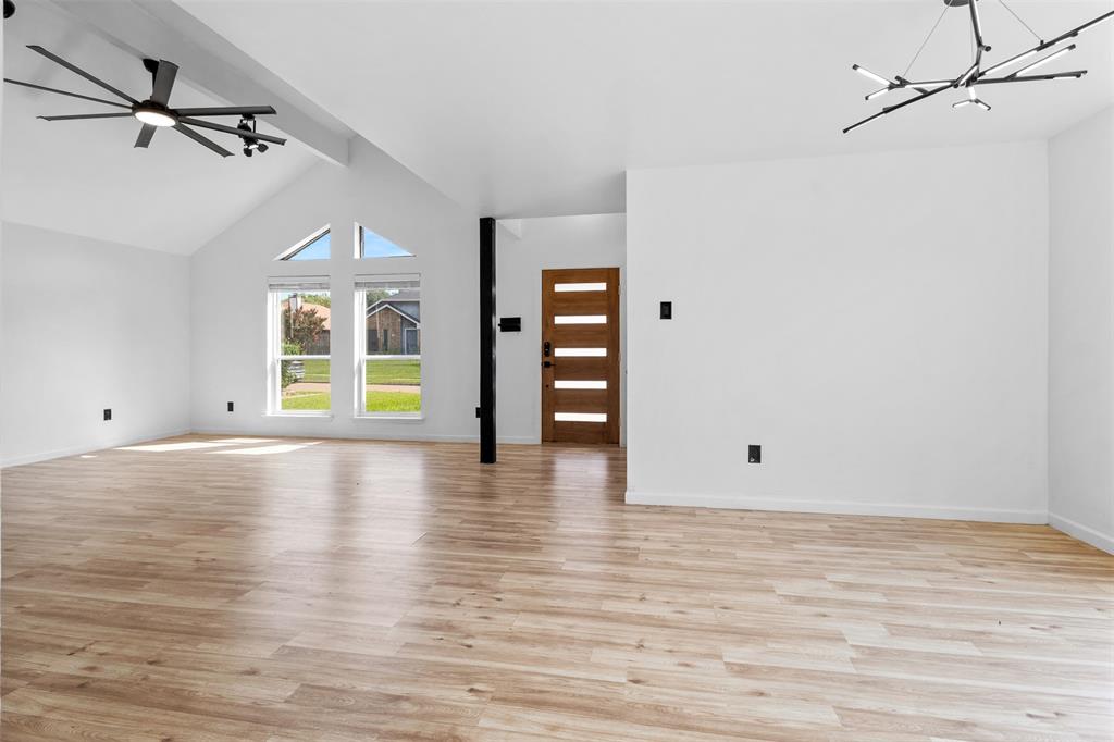 1506 Windmill Lane Property Photo 6