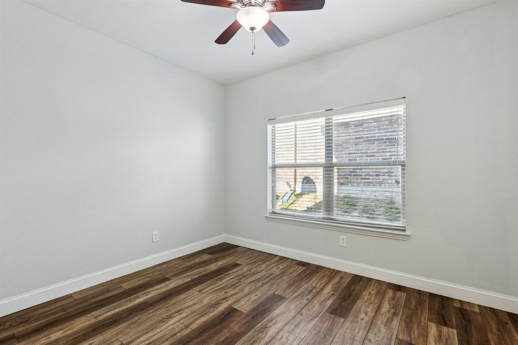 3012 Waterglen Drive Property Photo 11