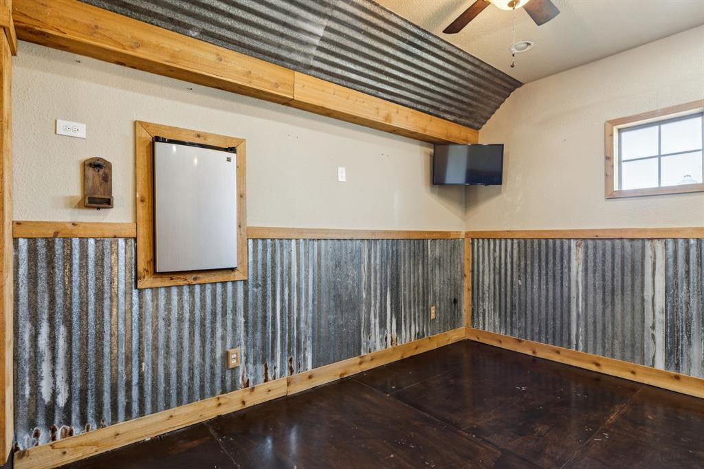 3012 Waterglen Drive Property Photo 18