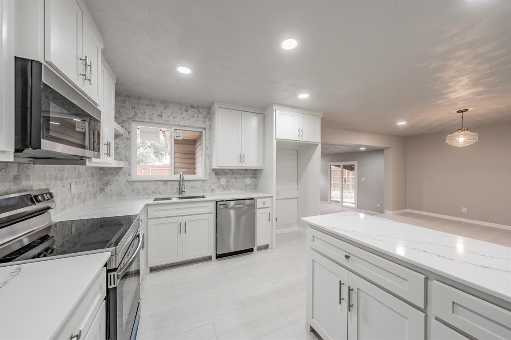 4518 Live Oak Drive Property Photo 1
