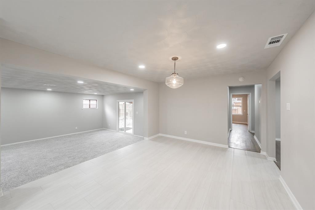 4518 Live Oak Drive Property Photo 9