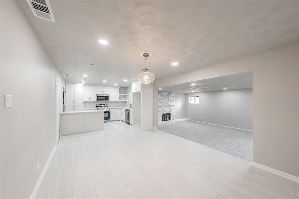 4518 Live Oak Drive Property Photo 10