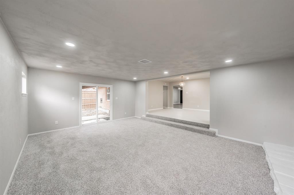 4518 Live Oak Drive Property Photo 16
