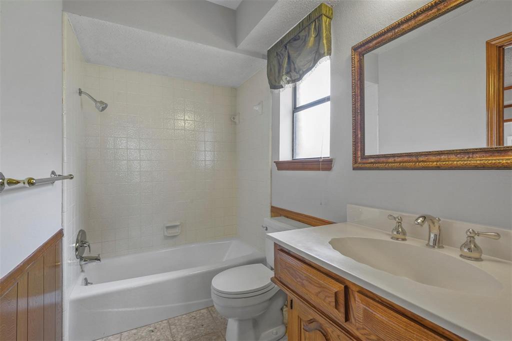 9738 Windham Drive Property Photo 11