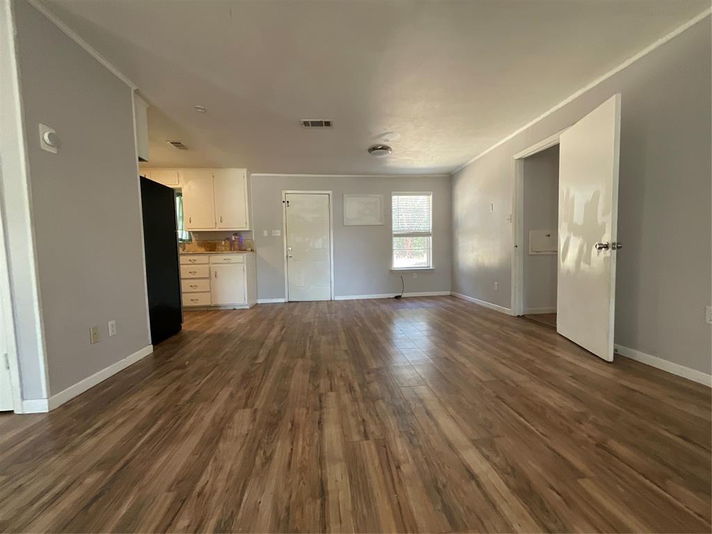 253 County Road 1743 Property Photo 6
