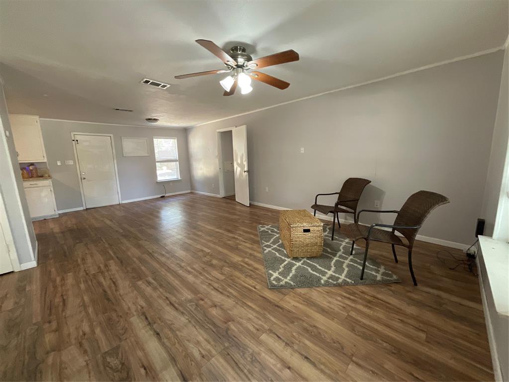 253 County Road 1743 Property Photo 13