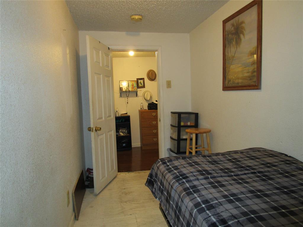 3718 N Westmoreland Road Property Photo 10