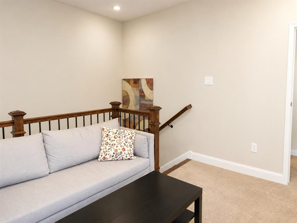 8235 Snapdragon Way Property Photo 14
