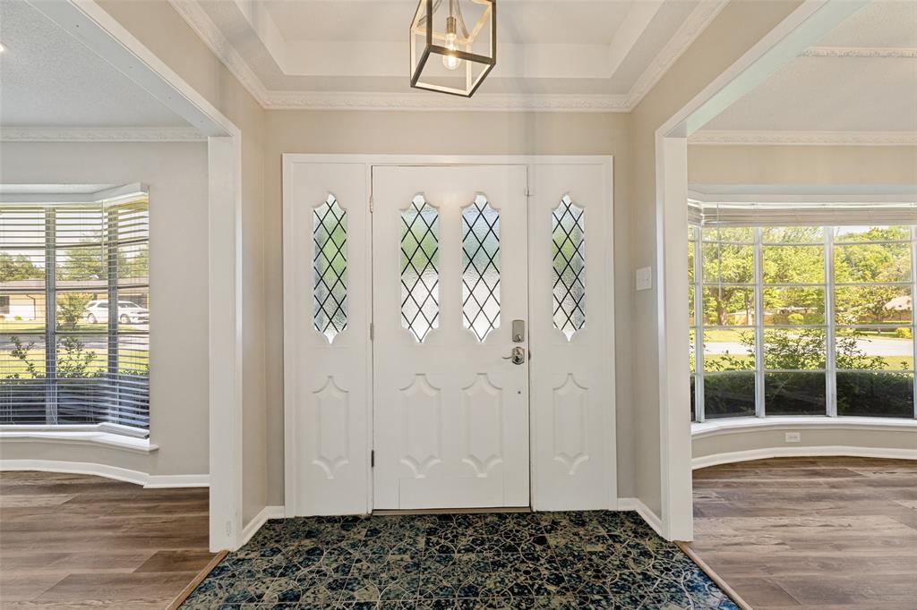 2500 Brookhaven Drive Property Photo 4