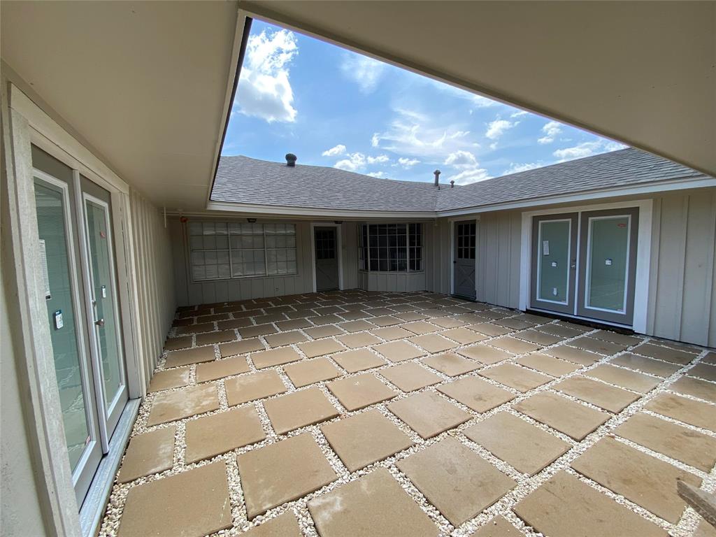 2500 Brookhaven Drive Property Photo 27