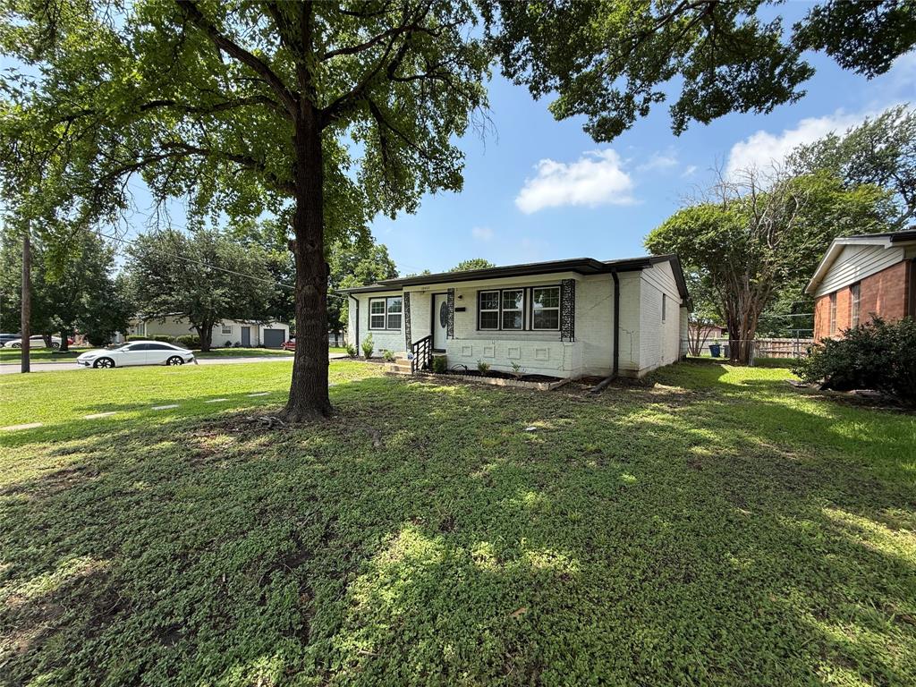 10403 Sandra Lynn Drive Property Photo 1