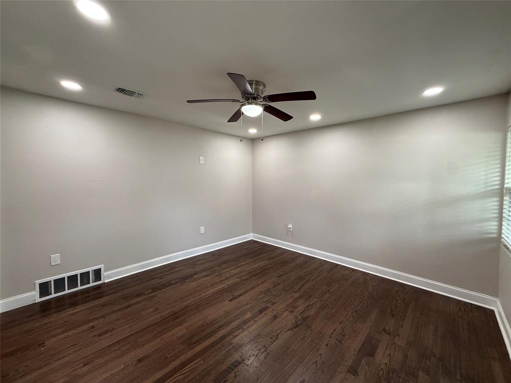 10403 Sandra Lynn Drive Property Photo 16