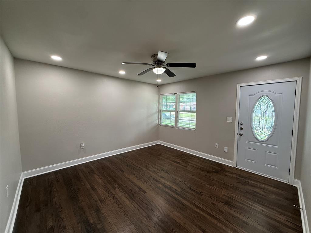 10403 Sandra Lynn Drive Property Photo 17