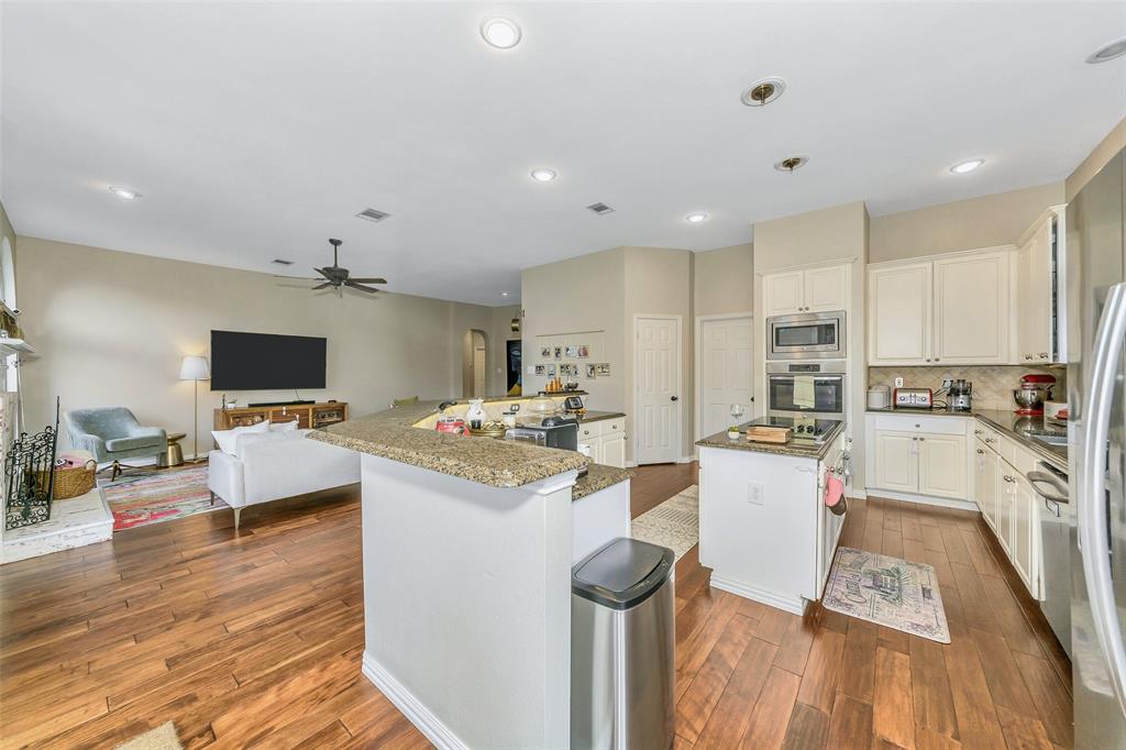 3608 Edgestone Drive Property Photo 37