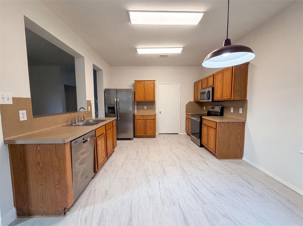 2014 Tanur Cascade Drive Property Photo 8