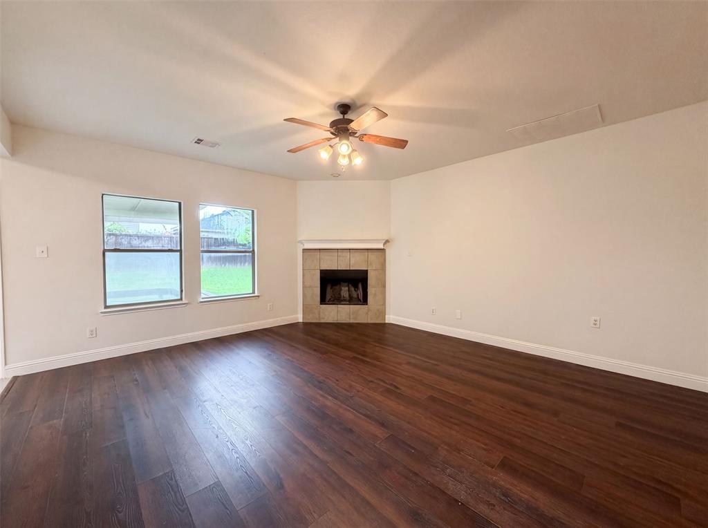 2014 Tanur Cascade Drive Property Photo 9