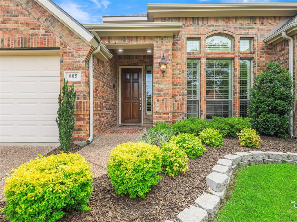 805 Barton Springs Drive Property Photo 3