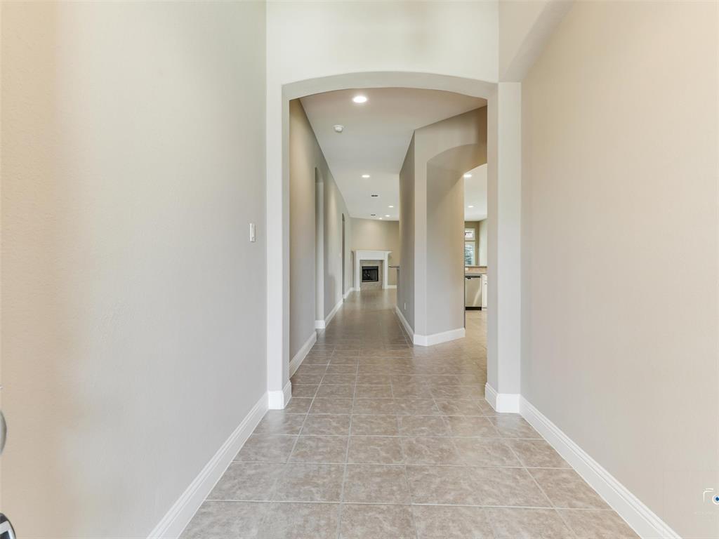 805 Barton Springs Drive Property Photo 5