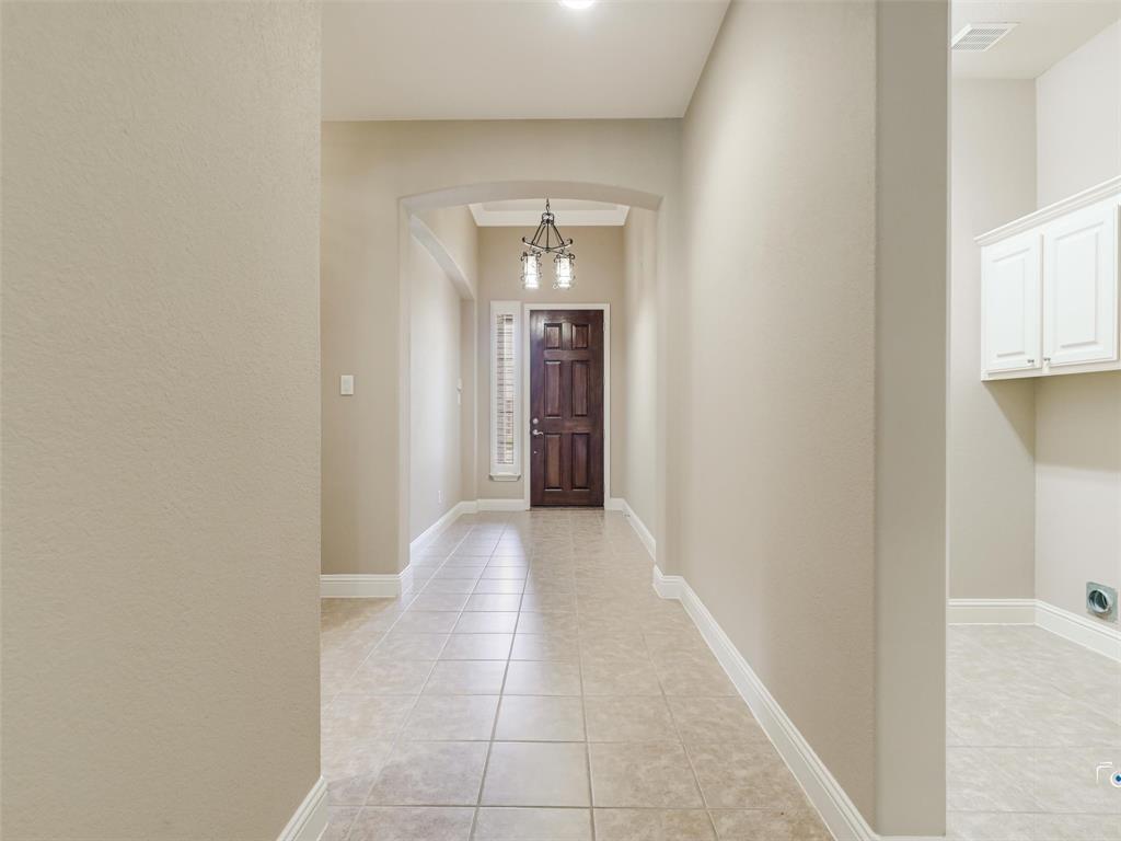 805 Barton Springs Drive Property Photo 6