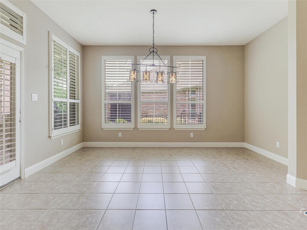 805 Barton Springs Drive Property Photo 11