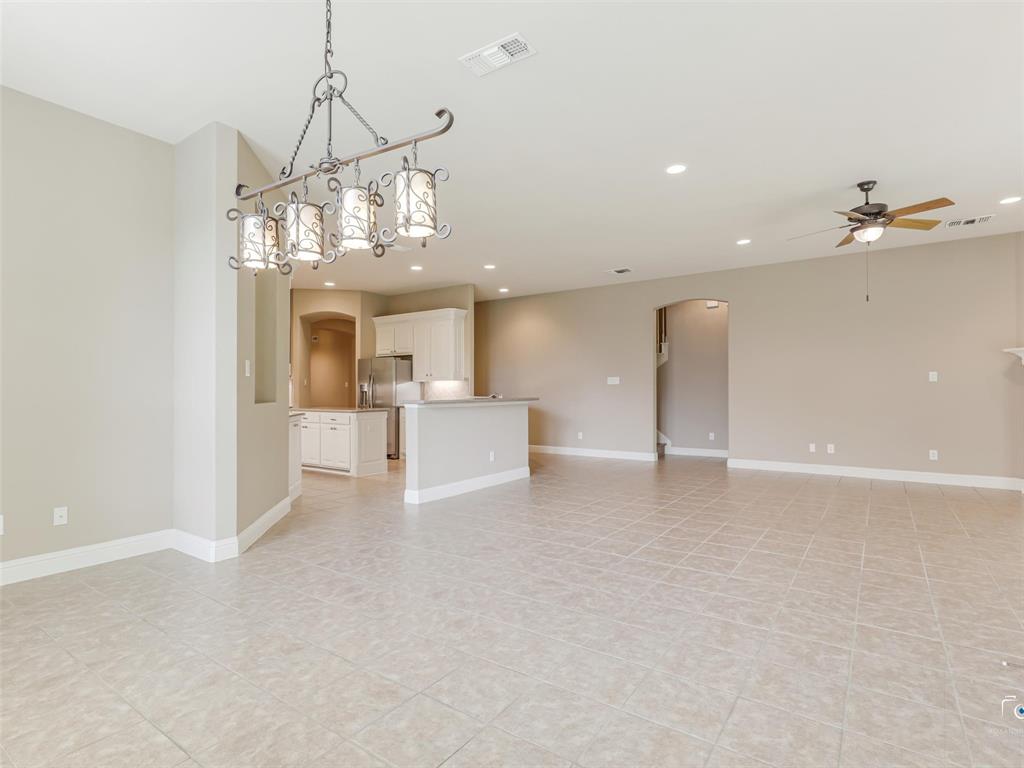 805 Barton Springs Drive Property Photo 12