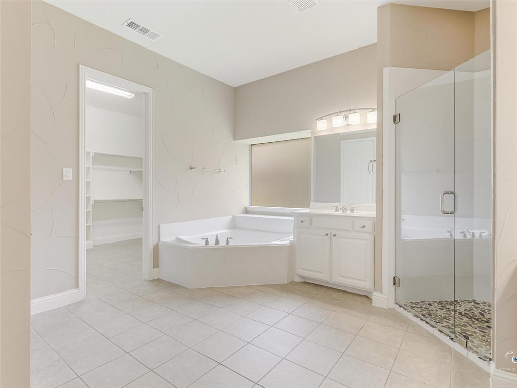 805 Barton Springs Drive Property Photo 18