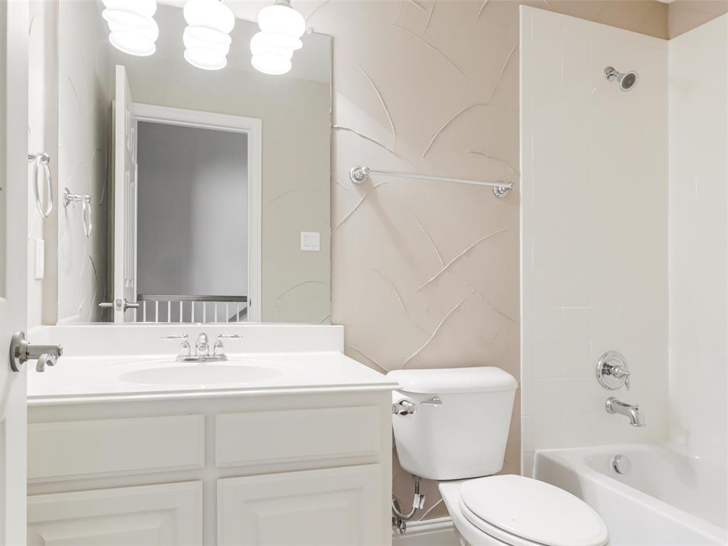805 Barton Springs Drive Property Photo 33